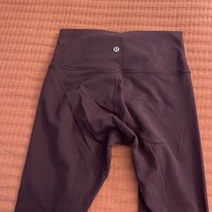 Maroon Lulu Lemon Wunder Under Cropped 25” Leggings